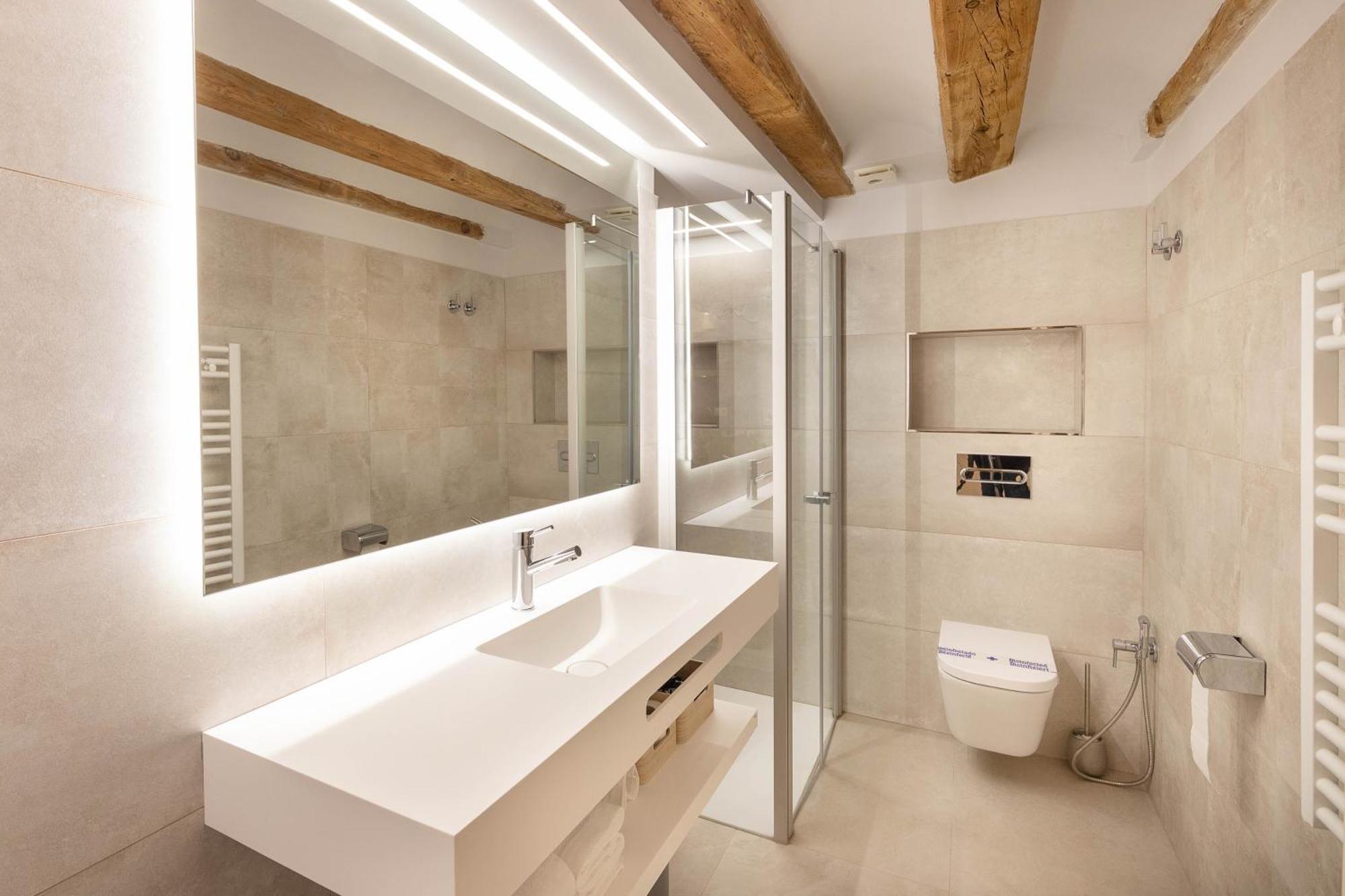 C&C Apartments Figueres  Eksteriør billede