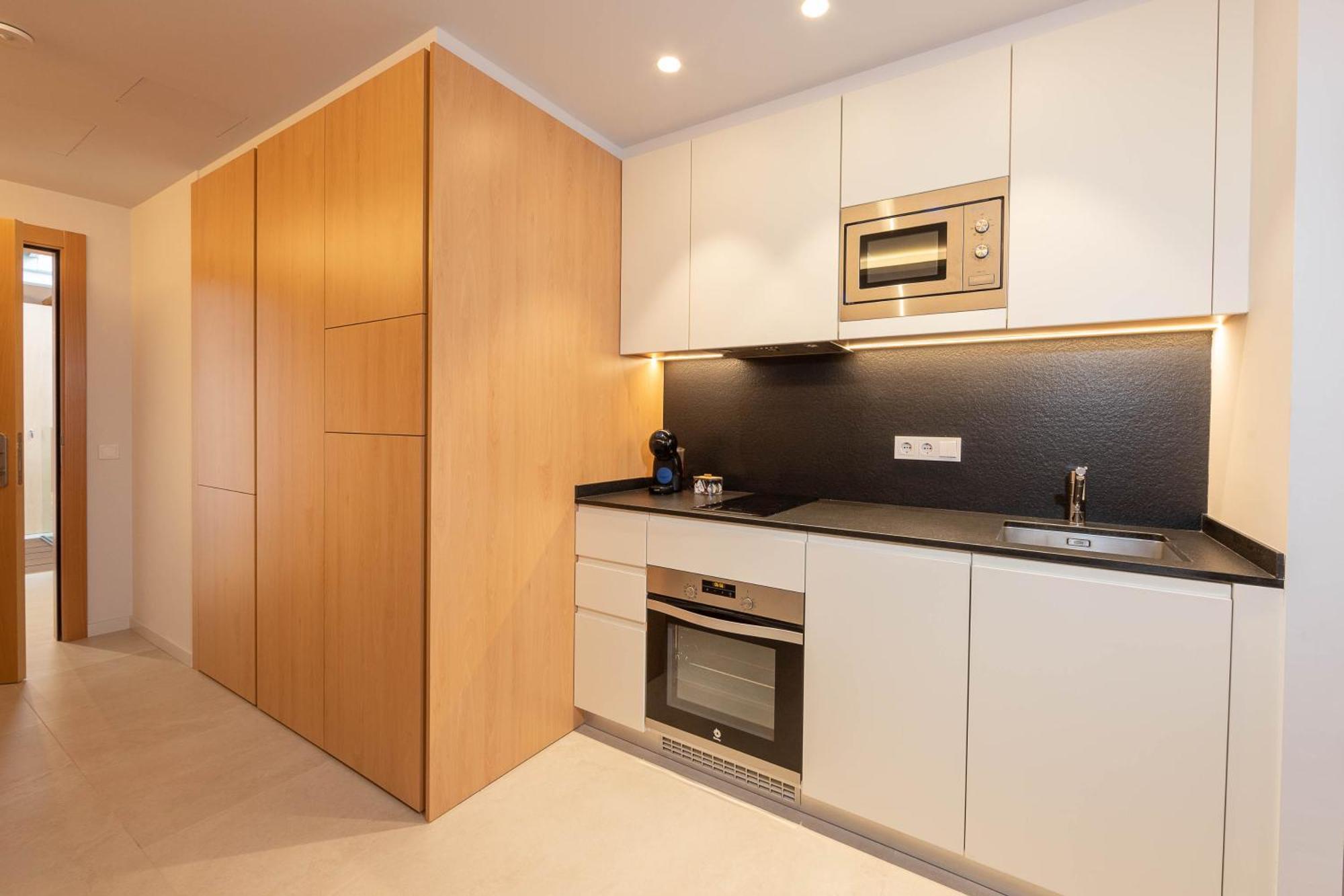 C&C Apartments Figueres  Eksteriør billede
