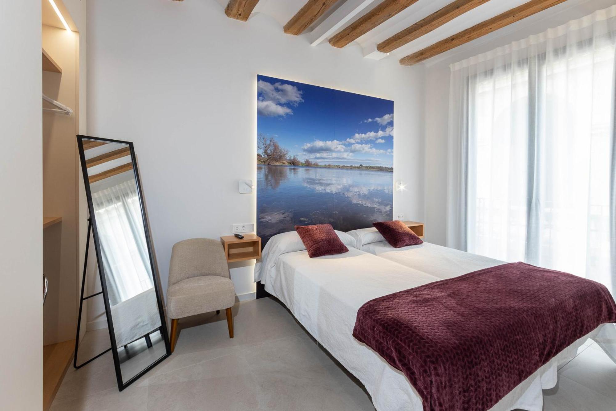 C&C Apartments Figueres  Eksteriør billede