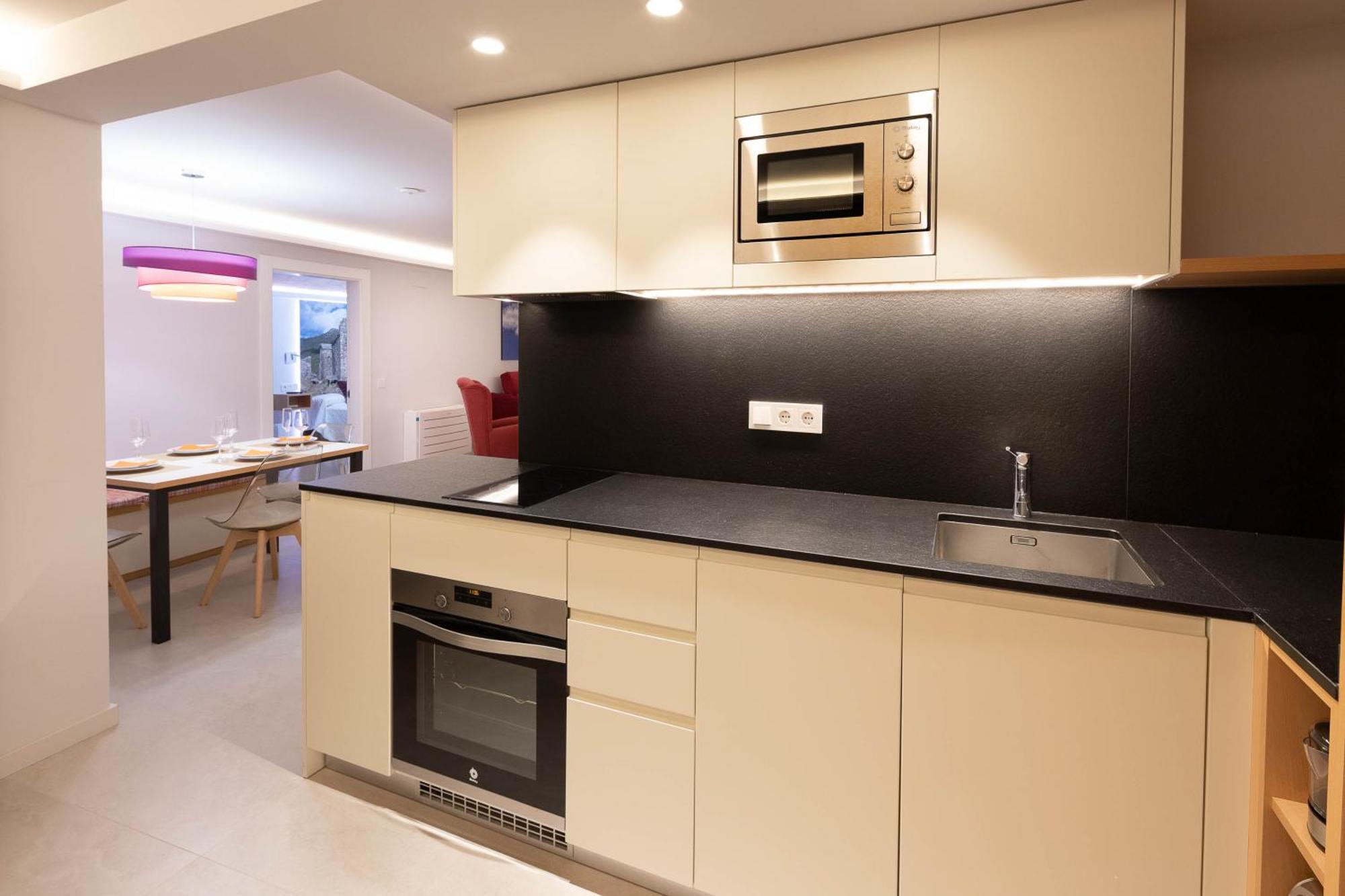C&C Apartments Figueres  Eksteriør billede