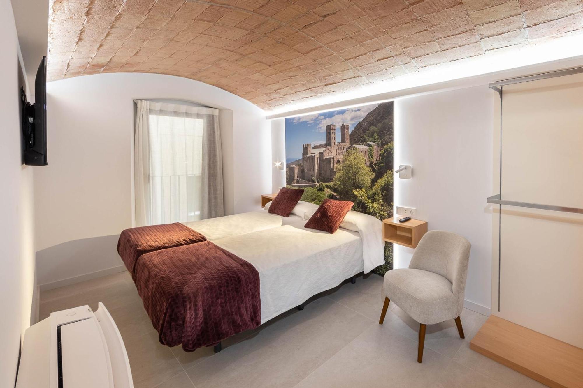 C&C Apartments Figueres  Eksteriør billede